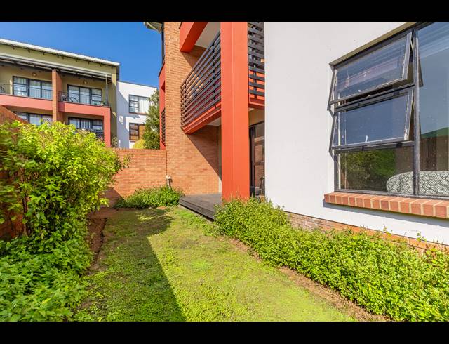 2 BEDROOM APARTMENT FOR SALE IN DOUGLASDALE
